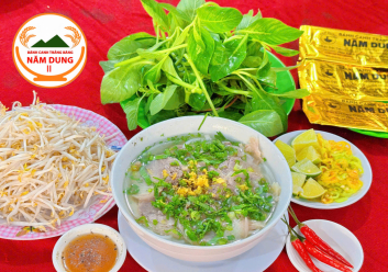 Hủ Tiếu Giò Nạc 